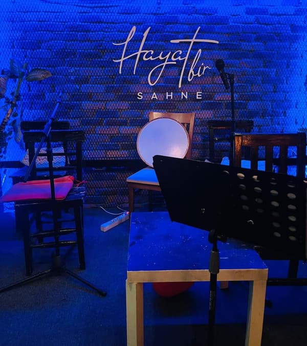 Hayat Bir Sahne - 10. Fotoğraf Hayat Bir Sahne - 10. Fotoğraf