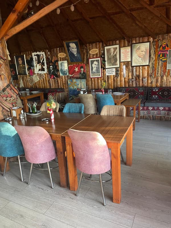 Şairin Yeri - 32. Fotoğraf Şairin Yeri - 32. Fotoğraf