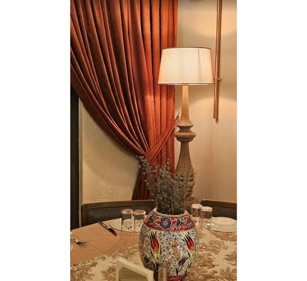 Patron Şapkalı Meyhane - 6. Fotoğraf